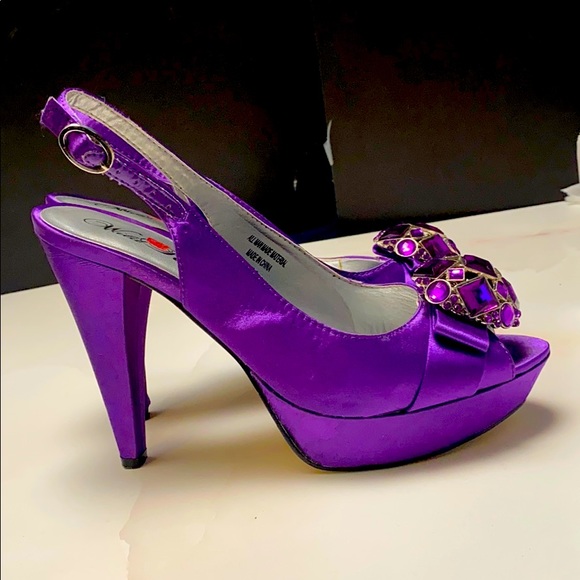 Heels - Picture 5 of 5